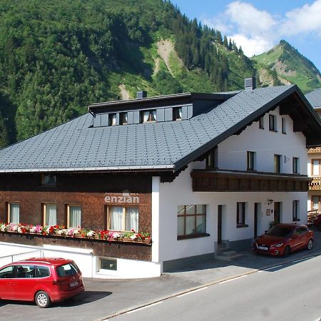 Hotel Garni Enzian Damüls Εξωτερικό φωτογραφία