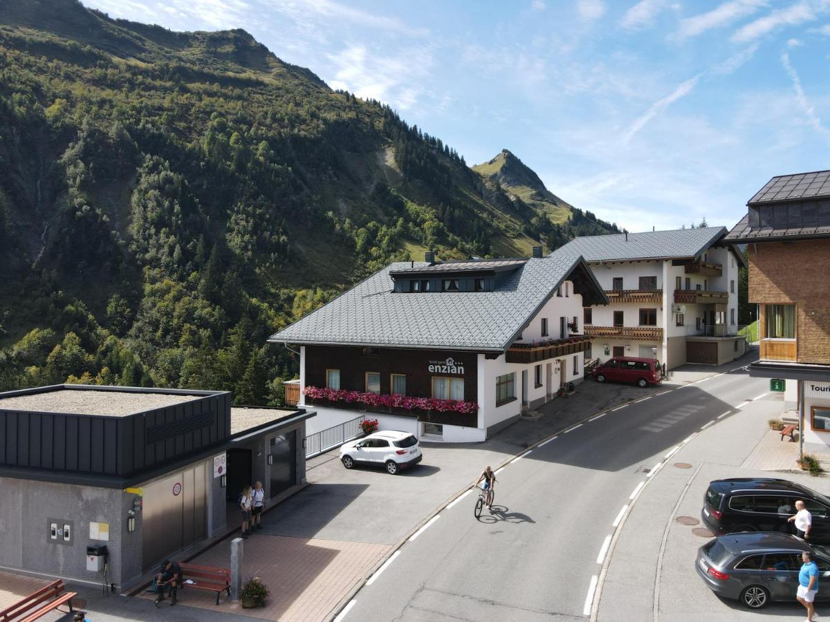Hotel Garni Enzian Damüls Εξωτερικό φωτογραφία