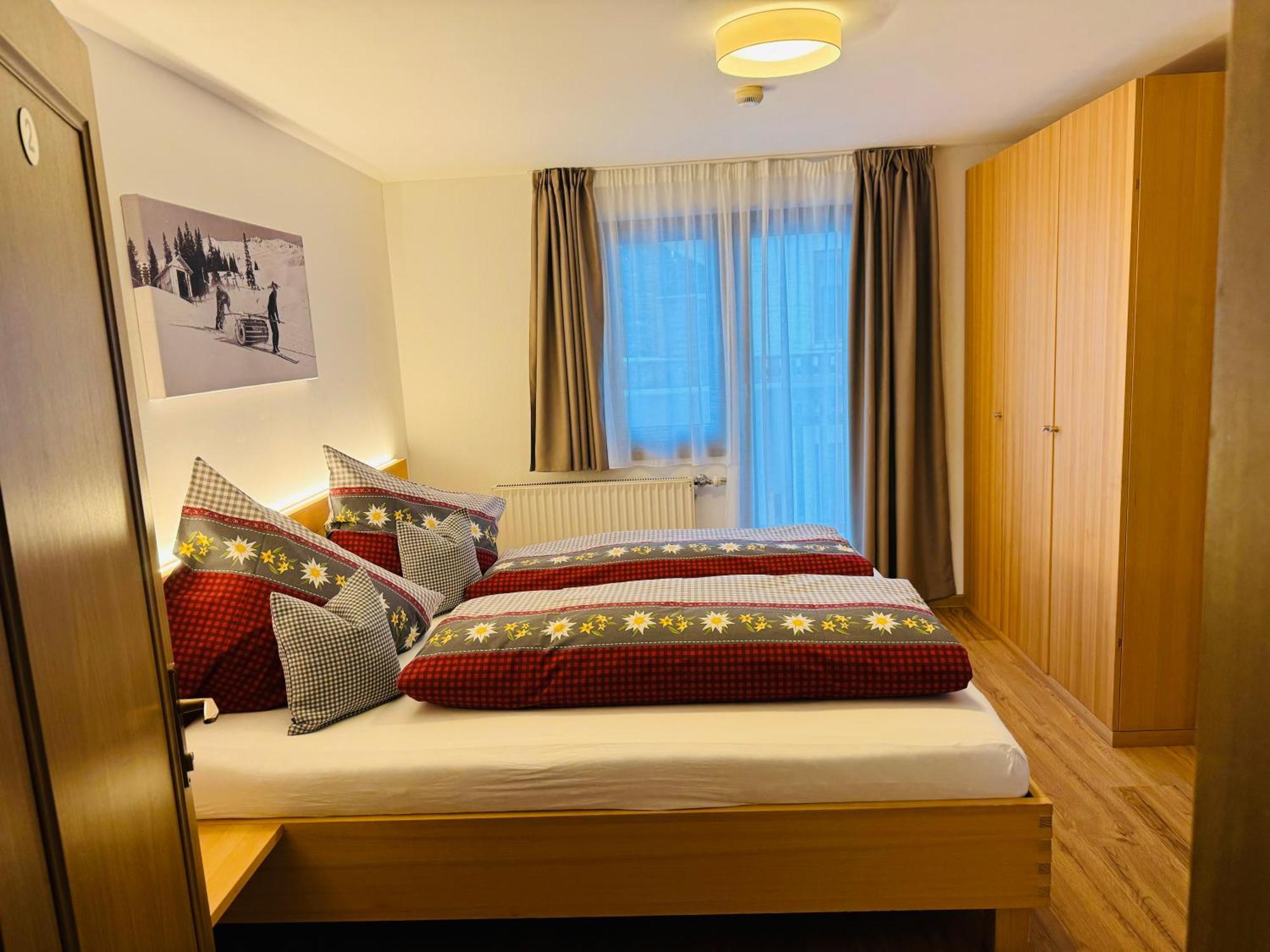Hotel Garni Enzian Damüls Εξωτερικό φωτογραφία