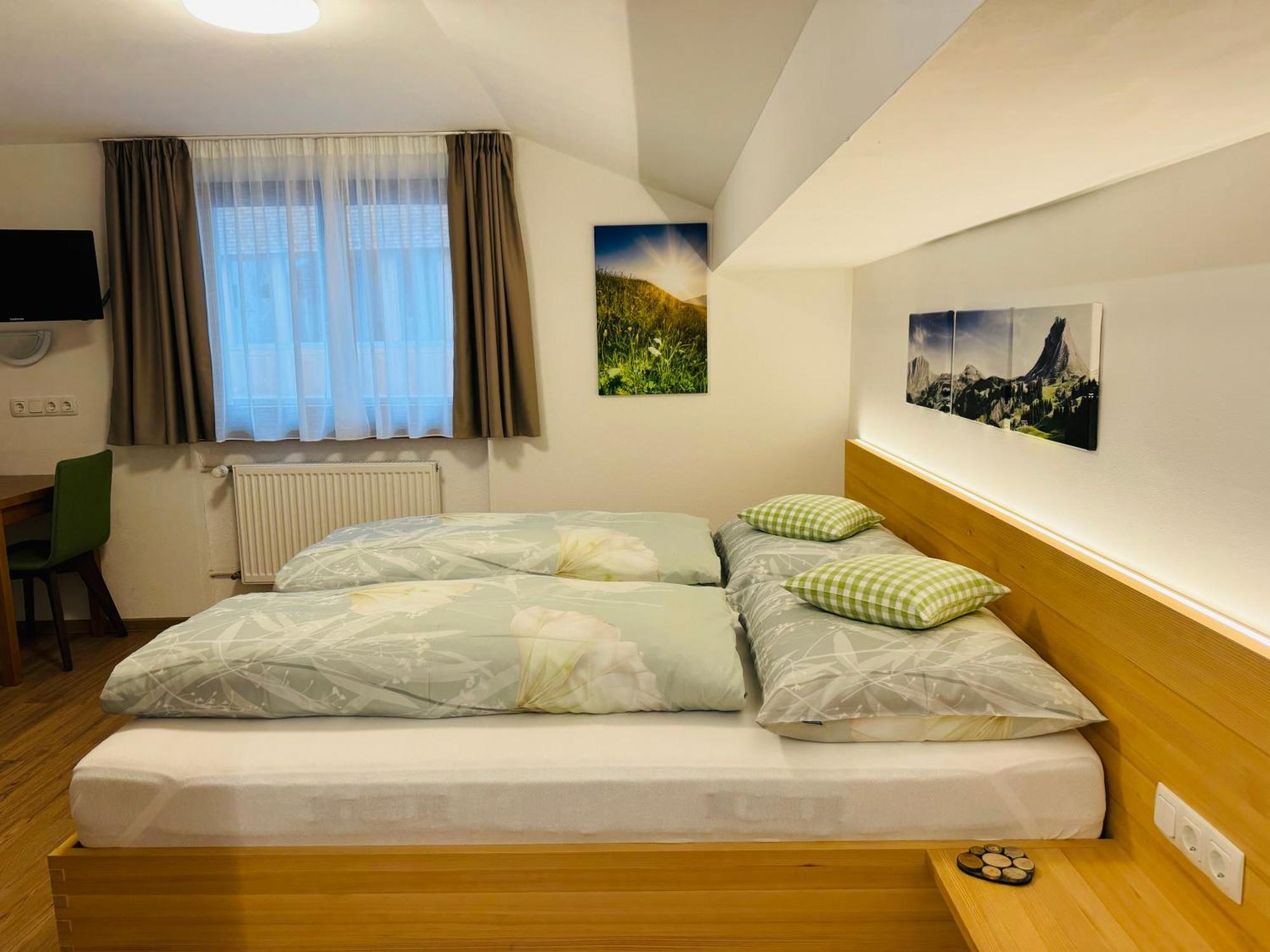 Hotel Garni Enzian Damüls Εξωτερικό φωτογραφία
