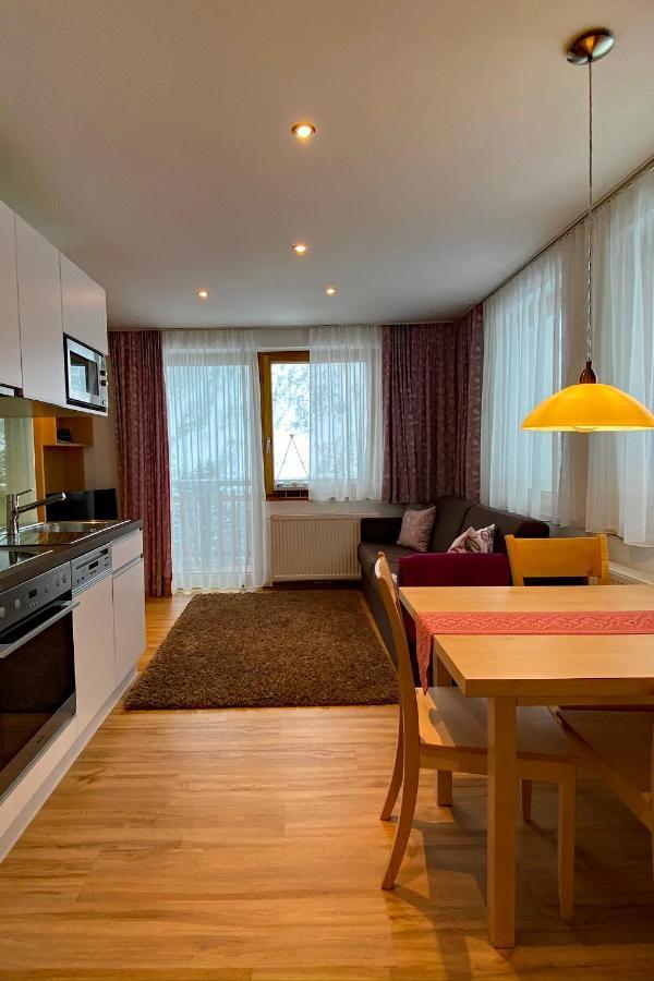 Hotel Garni Enzian Damüls Εξωτερικό φωτογραφία