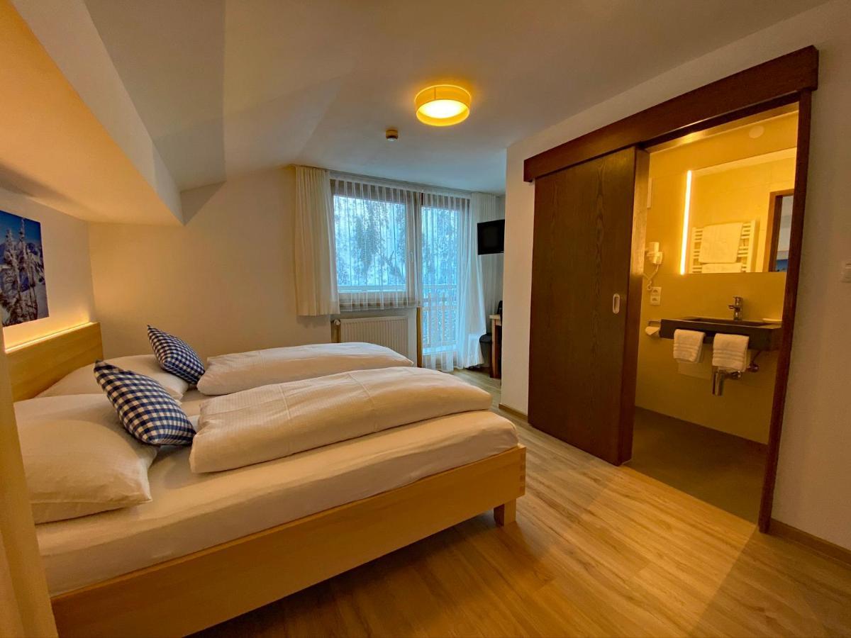 Hotel Garni Enzian Damüls Εξωτερικό φωτογραφία